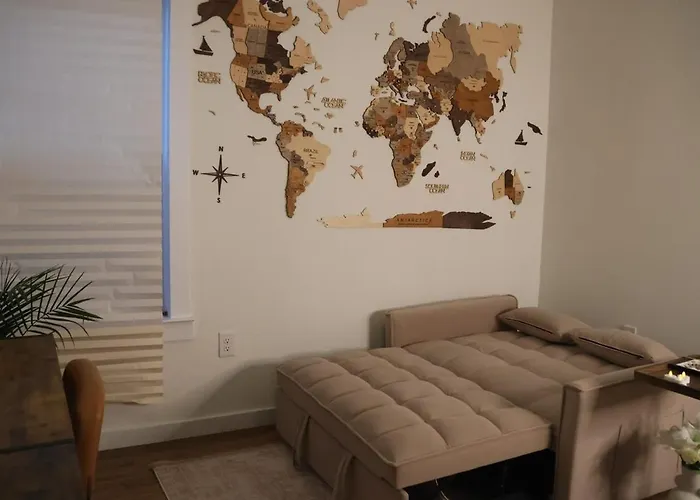 Holiday home Cozy Downtown 10 Mins To Pcola